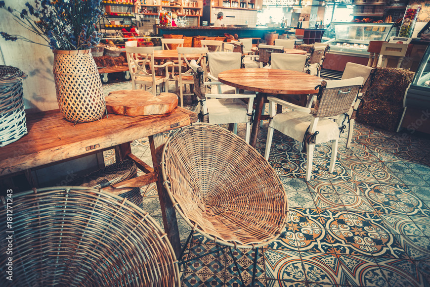 Modern! Intip Inspirasi Motif Lantai Cafe yang Cocok di Segala Situasi